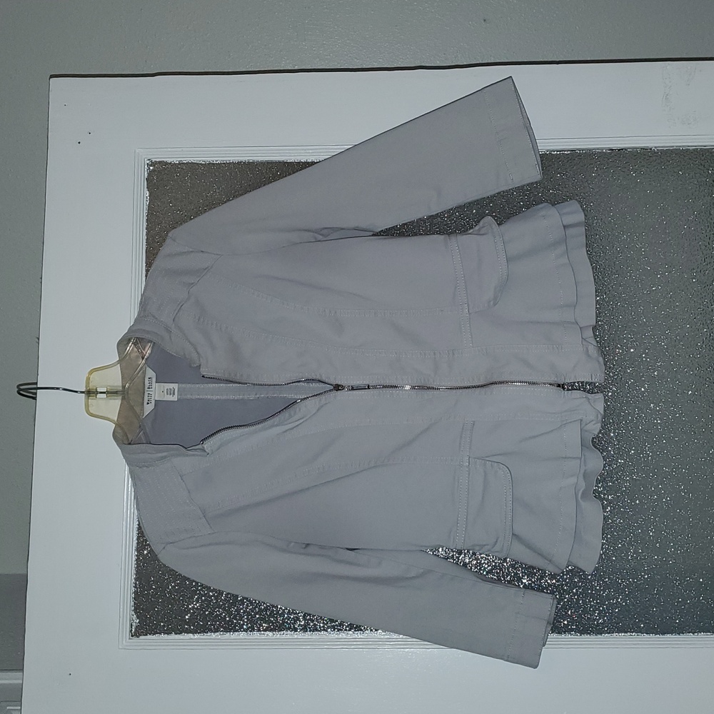 WHBM size 6 light Gray blazer